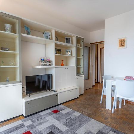 Zia Dina Apartment Pasian di Prato Экстерьер фото